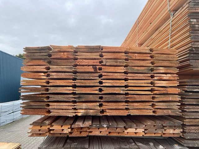 Ca. 120x douglas wisselsponning/halfhoutsrabat, 18x190mm, lengte 500cm - afbeelding 3 van  3