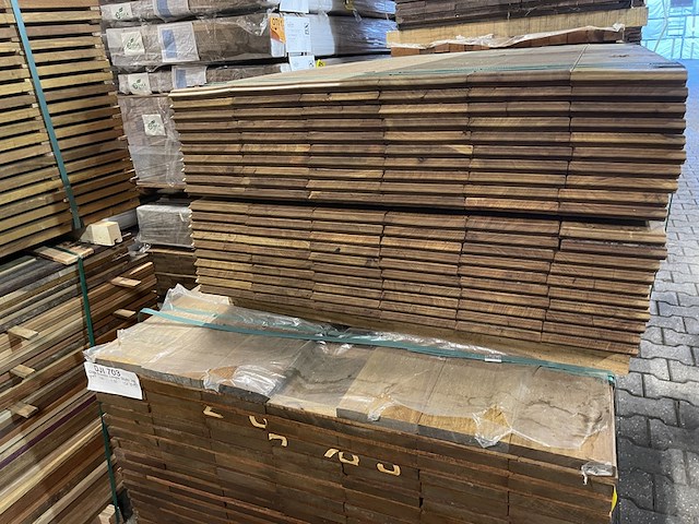 Ca. 120x guyana ipé buitenparket (kopse veer en groef), 21x145mm, lengte 125cm - afbeelding 3 van  3