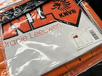 Ca. 120x knvb/wk t-shirts, snapback caps - afbeelding 7 van  9