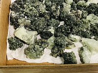 Ca. 121x prehniet brokjes - afbeelding 3 van  5