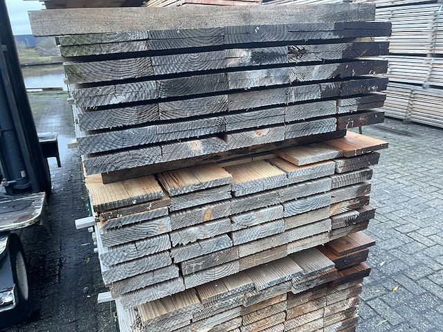 Ca. 124x douglas planken fijnbezaagd, 22x200mm, lengte 500cm - afbeelding 3 van  3