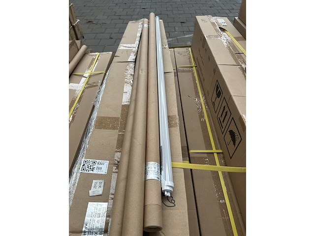 Ca. 125x led tube 18w 3000k 1197 mm, qbright, qb-lt-18w-3k-125-1197 - afbeelding 1 van  3