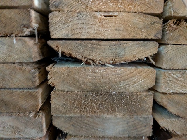 Ca. 125x vuren plank ruw - afbeelding 4 van  7