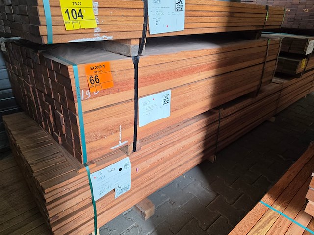 Ca. 126x angelim pedra onderliggers geschaafd, 45x68mm, lengte 190cm - afbeelding 4 van  4