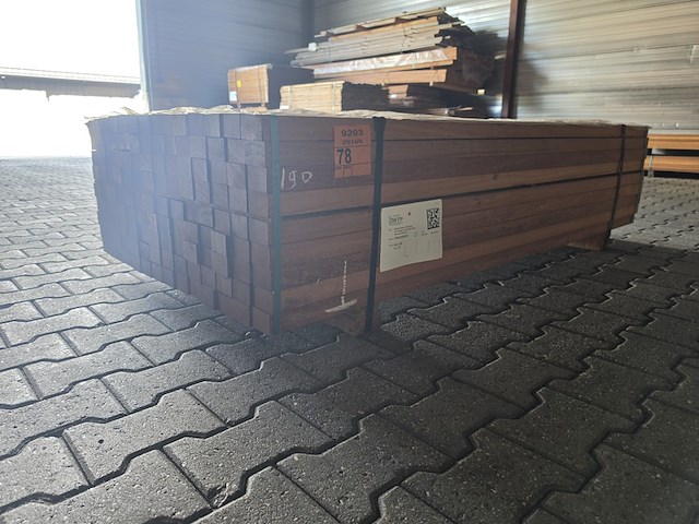 Ca. 126x angelim pedra onderliggers geschaafd, 45x68mm, lengte 190cm - afbeelding 2 van  3