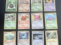 Ca. 126x bijzondere vintage pokémon-kaarten uit veel verschillende en oude sets