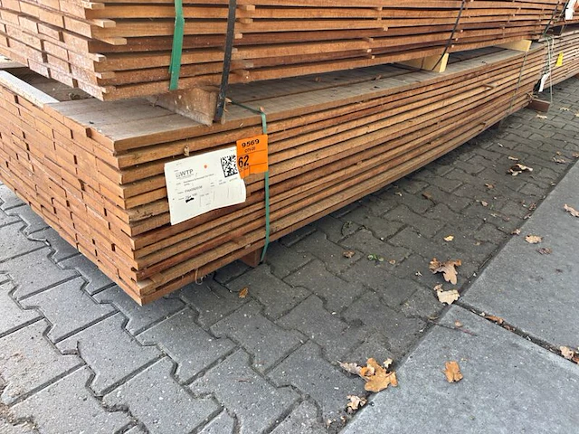 Ca. 126x guyana teak beschoeiingsplanken, 20x100mm, lengte 300cm - afbeelding 4 van  4