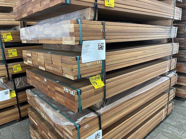 Ca. 126x guyana teak planken geschaafd, 25x140mm, lengte 185cm - afbeelding 4 van  4