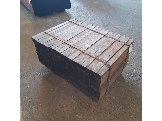 Ca. 126x hardhouten paal, 5 x 5 x 75 cm - afbeelding 3 van  3