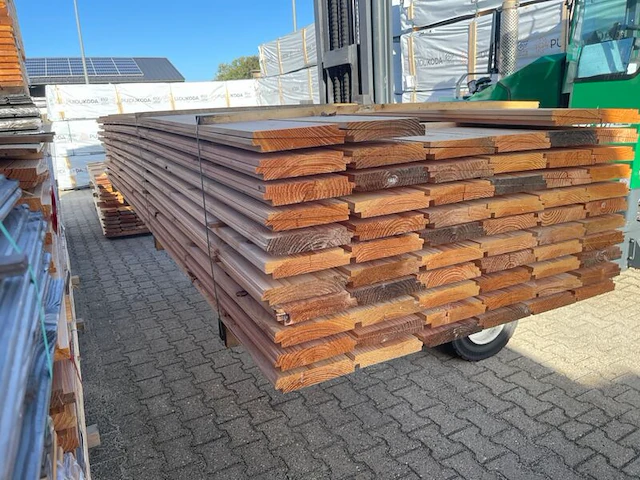 Ca. 128x douglas zweeds rabat, 26x190mm, lengte 400cm - afbeelding 3 van  3
