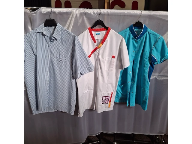 Ca. 128x zorgmedewerker uniform professioneel - afbeelding 5 van  6