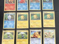 Ca. 129x bijzondere pokémon-kaarten uit veel verschillende en oude sets