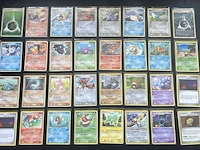 Ca. 129x vintage pokémon-kaarten uit veel verschillende en oude sets