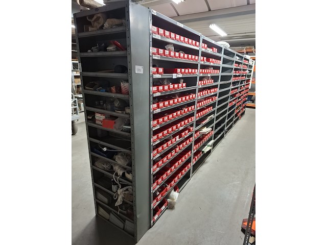 Ca 12mtr metalen stelling - afbeelding 2 van  3