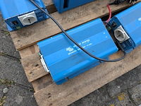 Ca. 12x acculaders en omvormers, victron energy - afbeelding 4 van  16