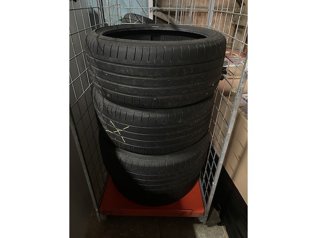 Ca. 12x autobanden michelin - afbeelding 1 van  8