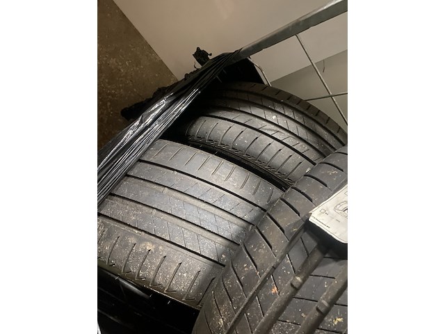 Ca. 12x autobanden michelin - afbeelding 8 van  8
