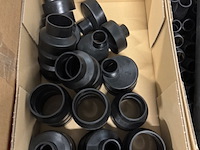 Ca. 12x doos pe bochten, t-stukken en verlopen, geberit, zwart - afbeelding 2 van  11