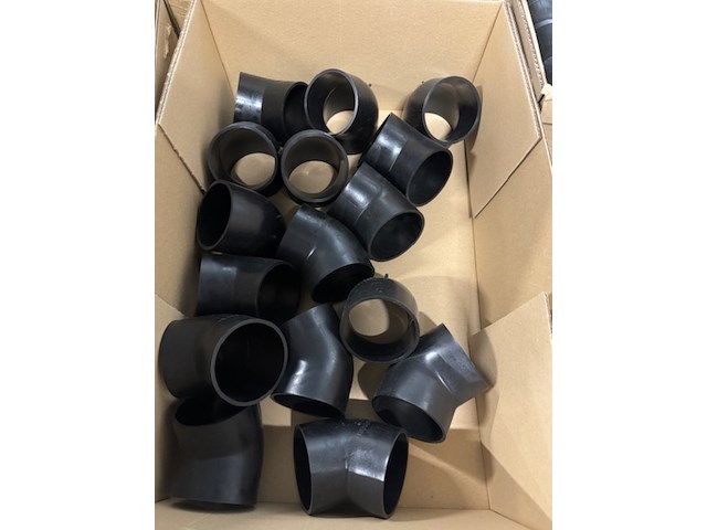 Ca. 12x doos pe bochten, t-stukken en verlopen, geberit, zwart - afbeelding 4 van  11