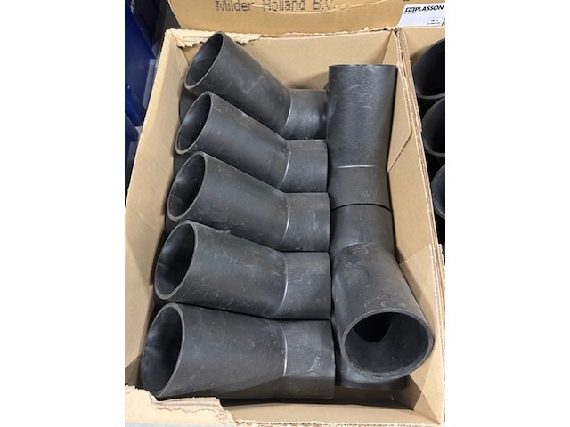 Ca. 12x doos pe bochten, t-stukken en verlopen, geberit, zwart - afbeelding 8 van  11