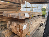 Ca. 12x douglas balken geschaafd, 90x90mm, lengte 250cm - afbeelding 2 van  3