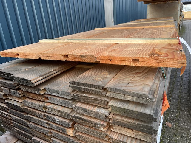 Ca. 12x douglas wisselsponning/halfhoutsrabat, 18x190mm, lengte 500cm - afbeelding 3 van  3