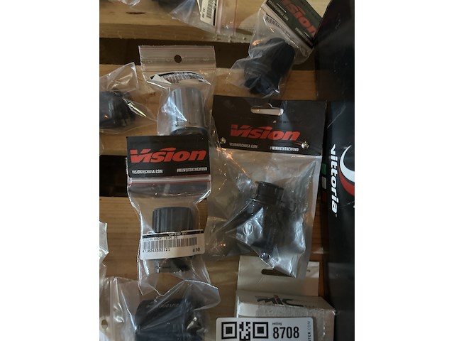 Ca. 12x fietsonderdelen w.o. body's vision - afbeelding 2 van  5