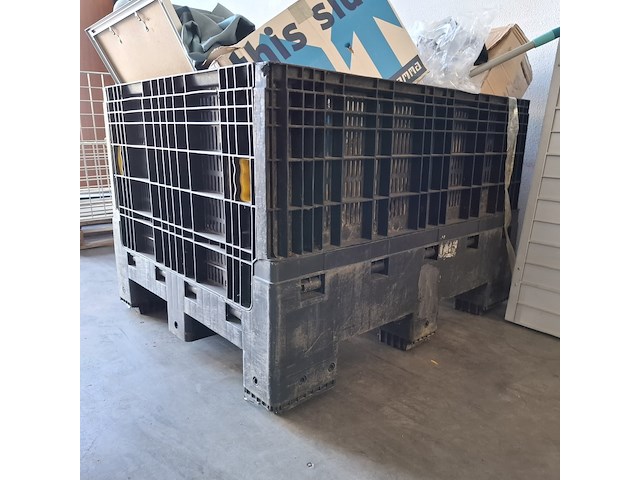 Ca. 12x kunststof transport kist - afbeelding 2 van  3