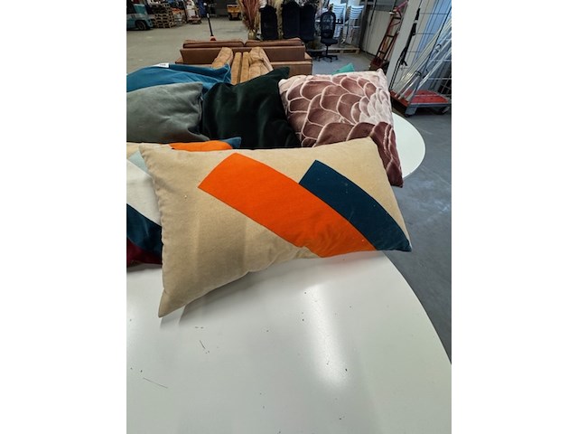 Ca. 12x kussen - afbeelding 2 van  5