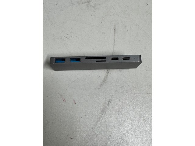 Ca. 12x macbook pro hub o.a. hyperdrive - afbeelding 3 van  5