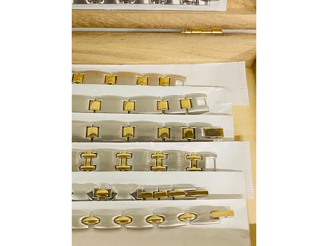 Ca. 12x magneetarmbanden - afbeelding 5 van  6