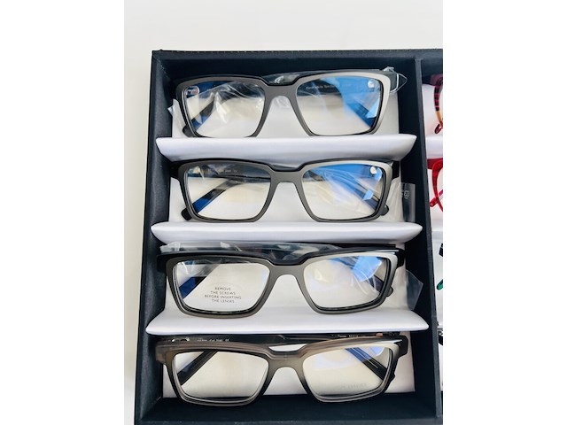 Ca. 12x optische monturen, tom davies, in luxe opbergdoos/displaytray - afbeelding 6 van  13