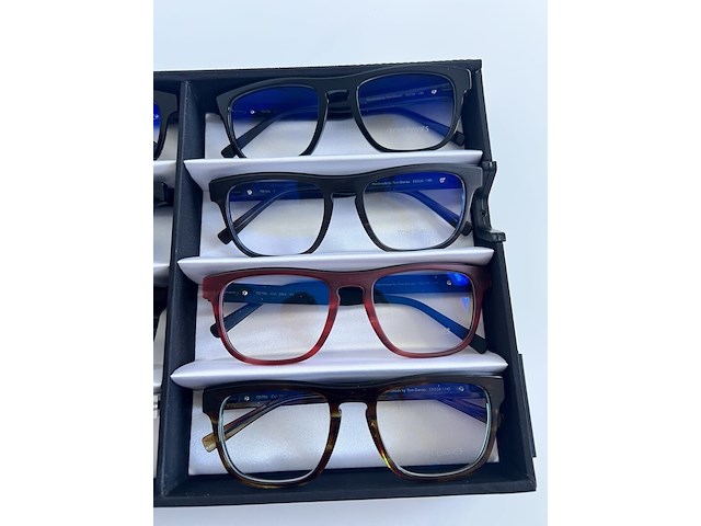 Ca. 12x optische monturen, tom davies, in luxe opbergdoos/displaytray - afbeelding 10 van  15