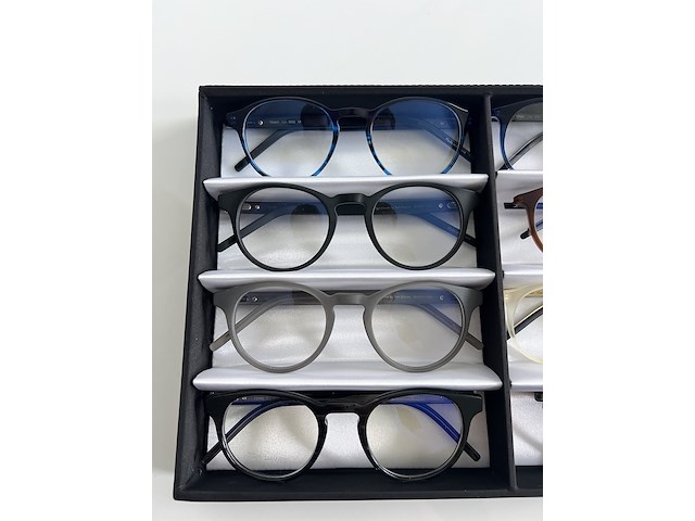 Ca. 12x optische monturen, tom davies, in luxe opbergdoos/displaytray - afbeelding 10 van  17
