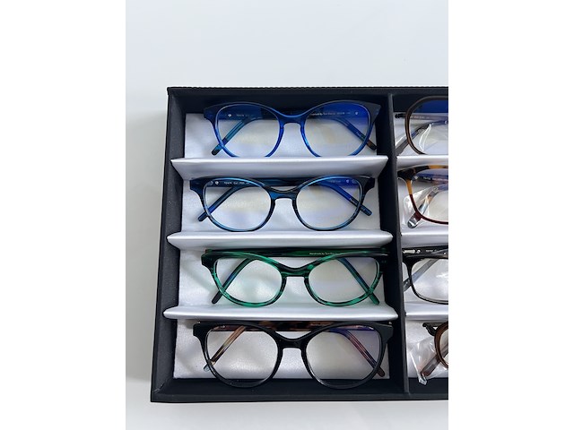 Ca. 12x optische monturen, tom davies, in luxe opbergdoos/displaytray - afbeelding 9 van  16