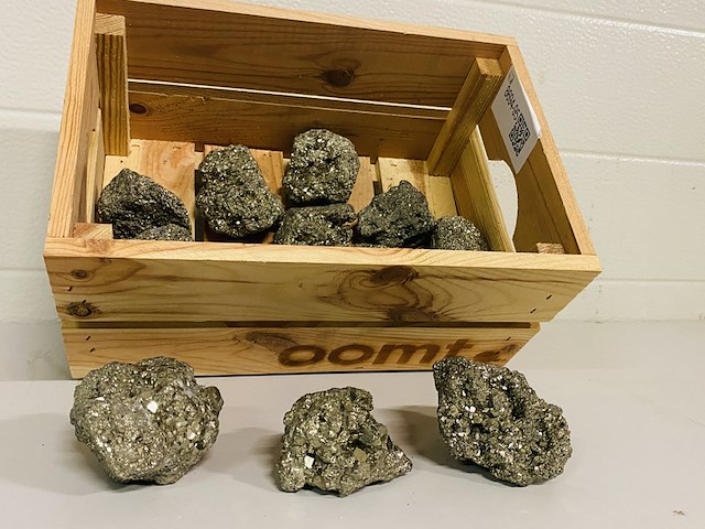 Ca. 12x pyriet clusters - afbeelding 1 van  6