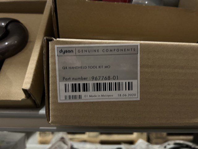Ca. 12x schoonmaakartikelen dyson - afbeelding 6 van  6