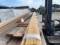 Ca. 12x thermo radiata pine planken geschaafd, 18x90mm, lengte 480cm - afbeelding 1 van  3