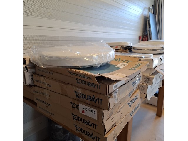 Ca. 12x toiletzitting/deksel o.a. 6x duravit - afbeelding 2 van  9