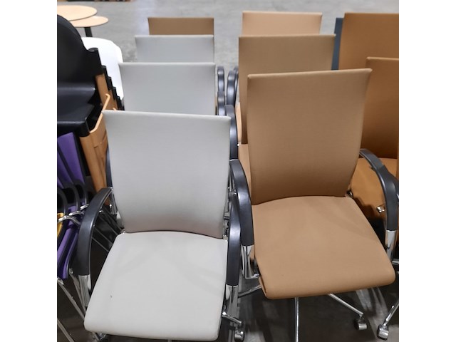 Ca. 12x vergaderstoel, ahrend, o.a. design by sigard rothe - afbeelding 8 van  9