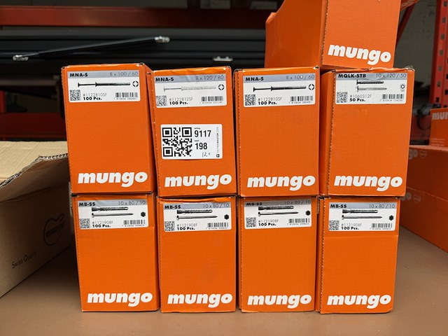 Ca. 12x verpakking ijzerwaren, bouwmaterialen w.o. nagel- en slagpluggen, mungo - afbeelding 2 van  5