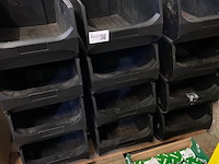 Ca. 12x voorraad/grijpbakken kunstof stapelbakken - afbeelding 2 van  2