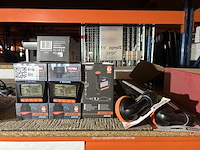 Ca. 12x watertimer, 2x sproeier, ferm - afbeelding 1 van  7