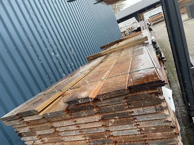 Ca. 130x douglas wisselsponning, 16x190mm, lengte 400cm - afbeelding 1 van  3