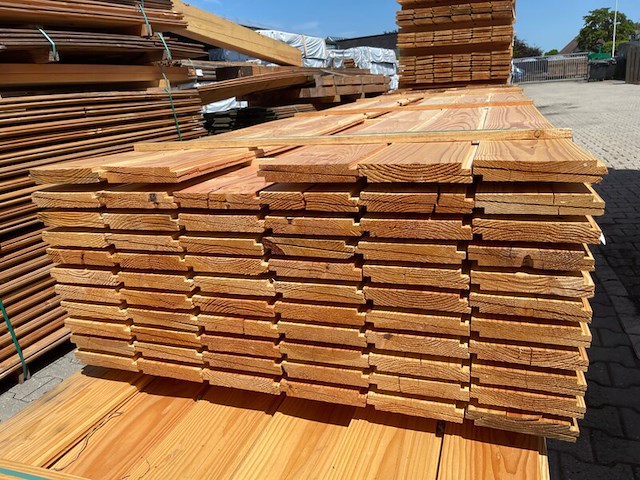 Ca. 130x douglas zweeds rabat, 21x190mm, lengte 400cm - afbeelding 3 van  3