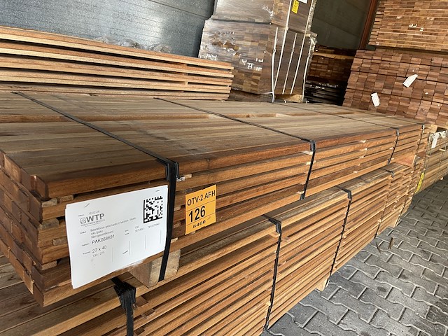 Ca. 130x guyana teak latten geschaafd, 27x40mm, lengte 275cm - afbeelding 2 van  3