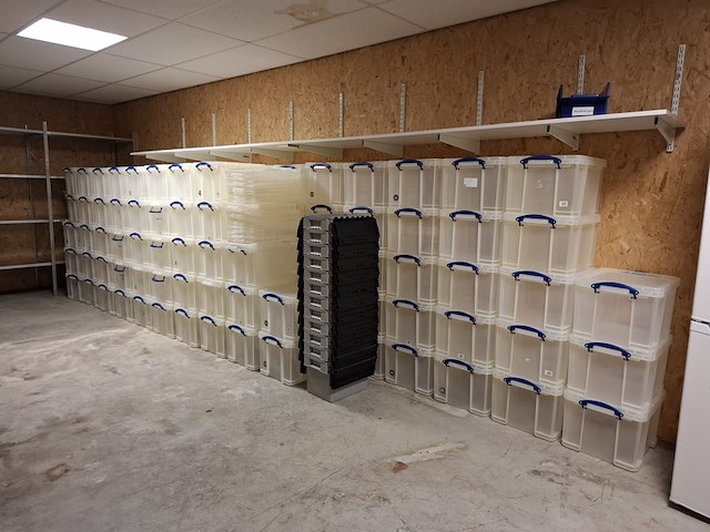 Ca 130x kunststof opbergbak - afbeelding 1 van  8