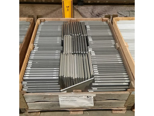 Ca. 130x laptop, dell/hp, o.a. latitude 5411 - afbeelding 16 van  17