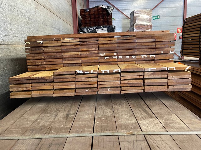 Ca. 132x guyana ipé planken geschaafd country grade, 18x140mm, lengte 78/100cm, 54/150cm - afbeelding 3 van  3
