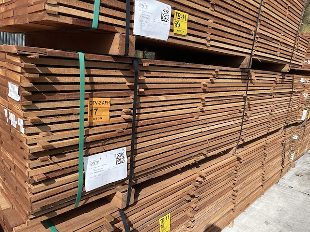 Ca. 132x guyana teak beschoeiingsplanken, 20x150mm, lengte 20/300cm, 112/350cm - afbeelding 4 van  4